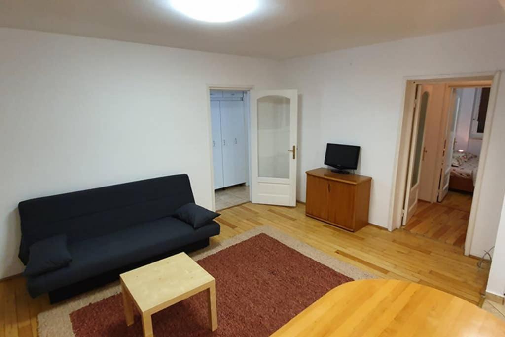 Titian'S Cozy Apartment Σίμπιου Εξωτερικό φωτογραφία